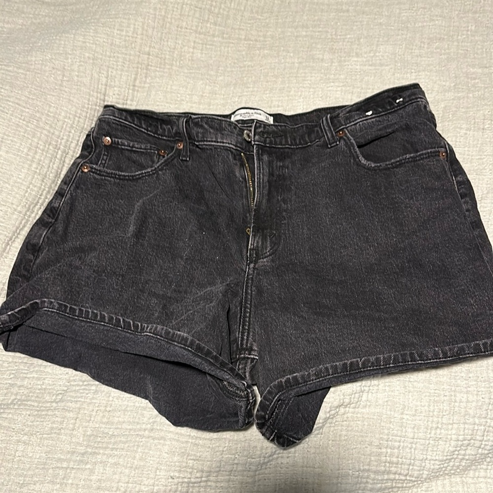 Abercrombie women’s denim shorts
